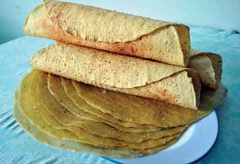 Bánh đa gấc Kẻ Sặt
